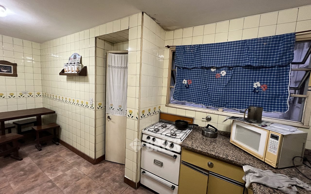 MORENO, JOSE MARIA, AV. al 700 Piso 2 24