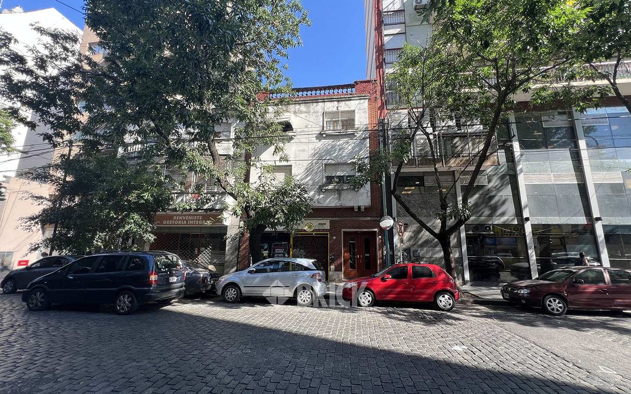 GURRUCHAGA al 400 Piso 2 12