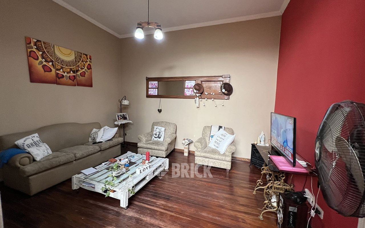 ARENGREEN al 1300 Piso PB 4