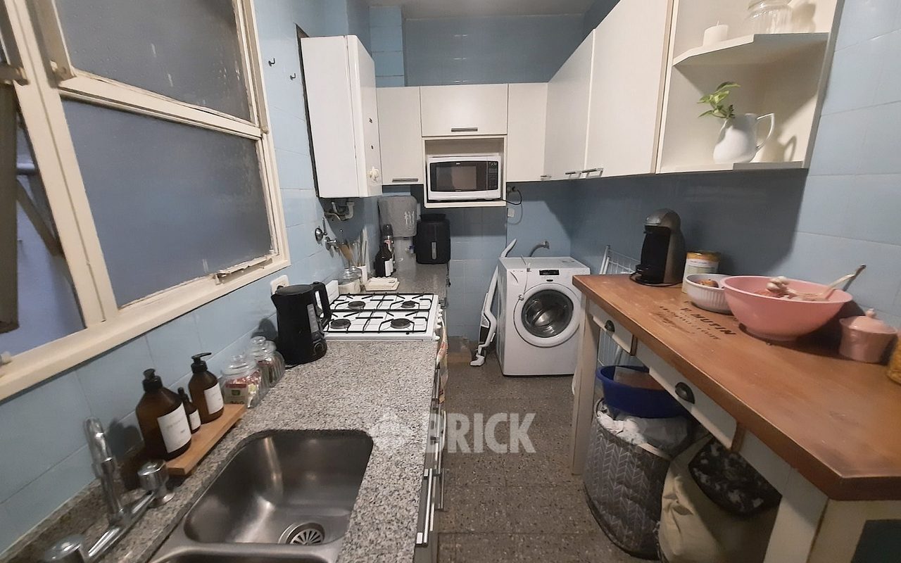 PUEYRREDON, AV. al 1300 Piso 2 16