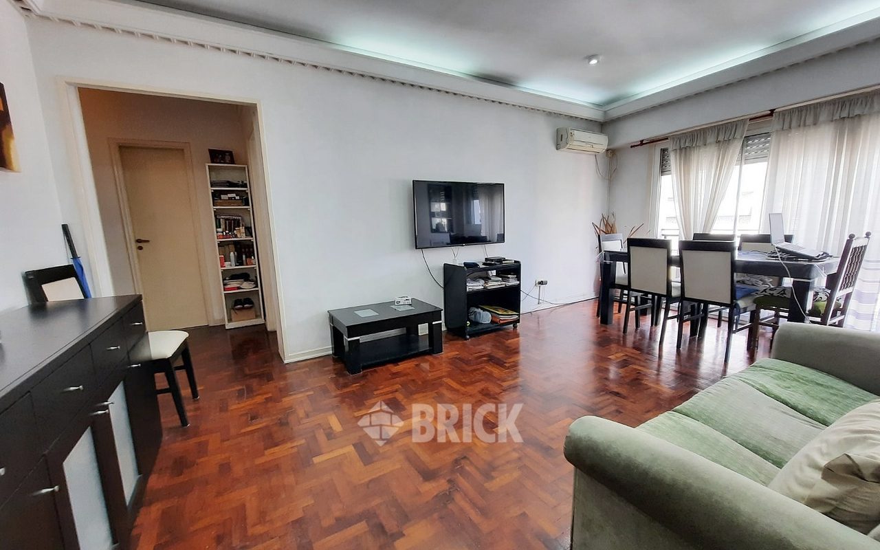 MALVINAS ARGENTINAS al 0 Piso 6 3