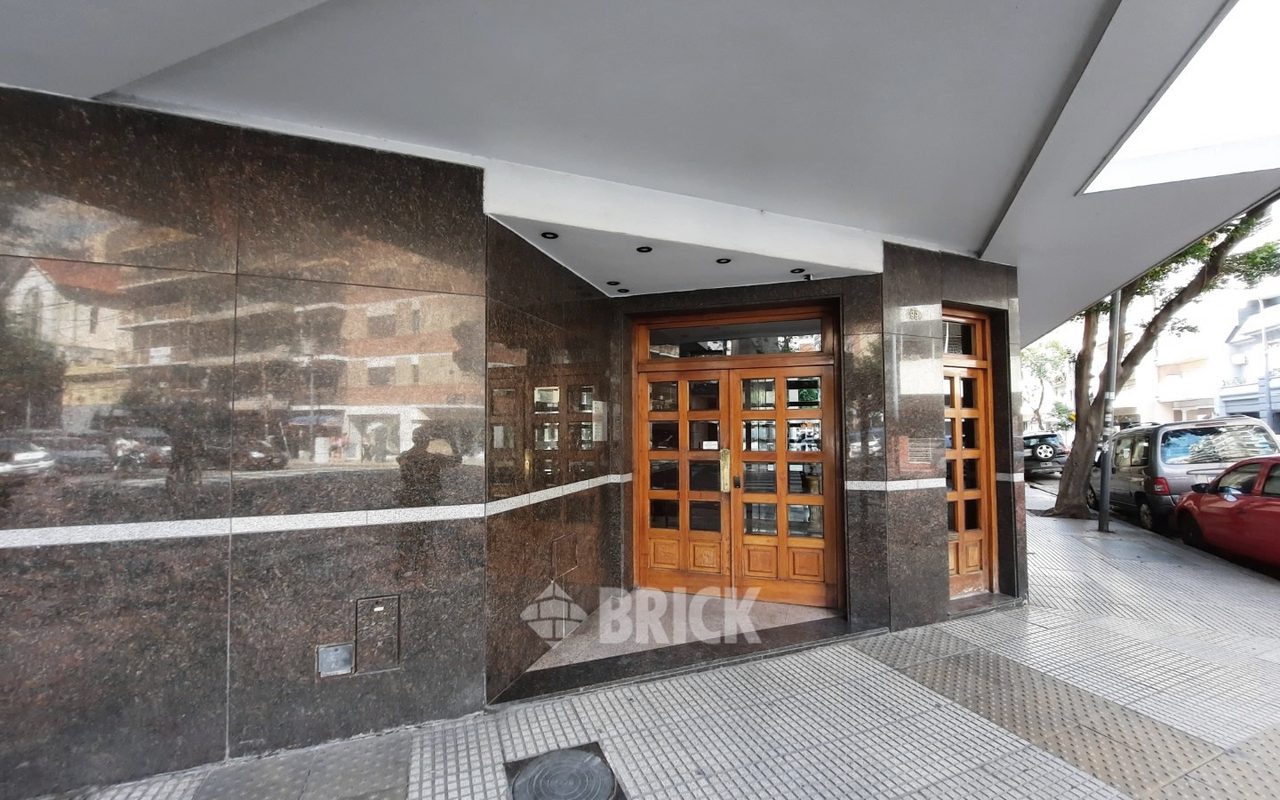 MALVINAS ARGENTINAS al 0 Piso 6 30