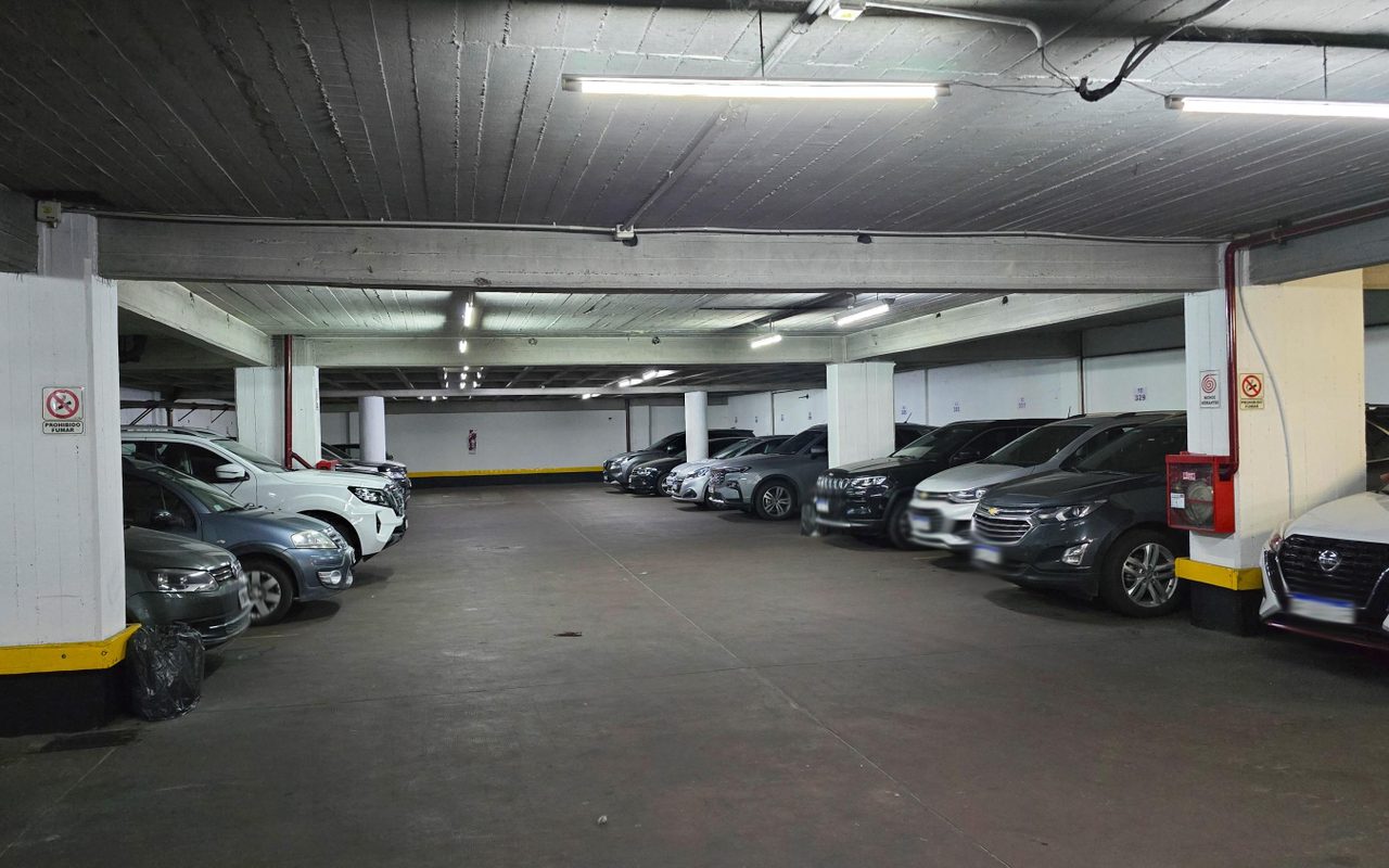 ALVEAR, MARCELO T. DE al 1200 Piso 1° Sub. Nº 143 5