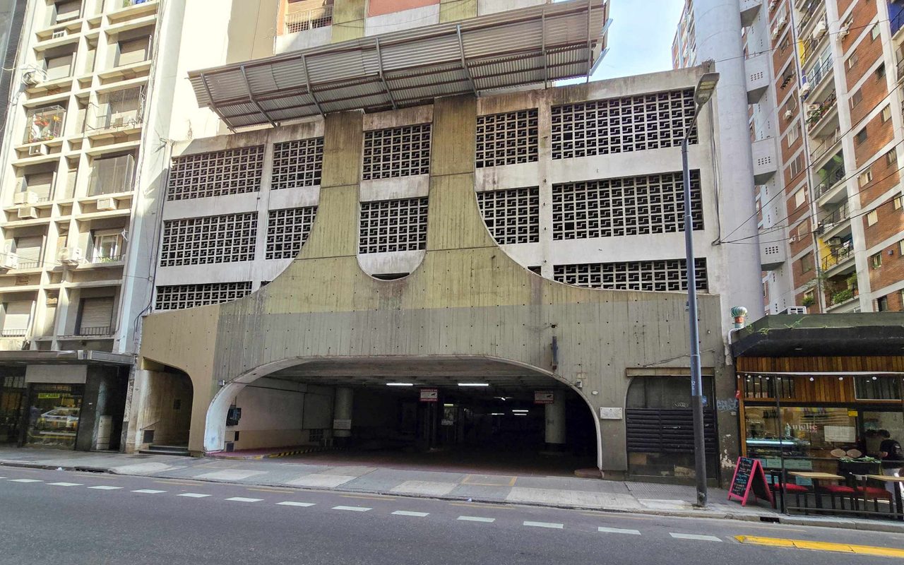 ALVEAR, MARCELO T. DE al 1200 Piso 2° Nº 213 1