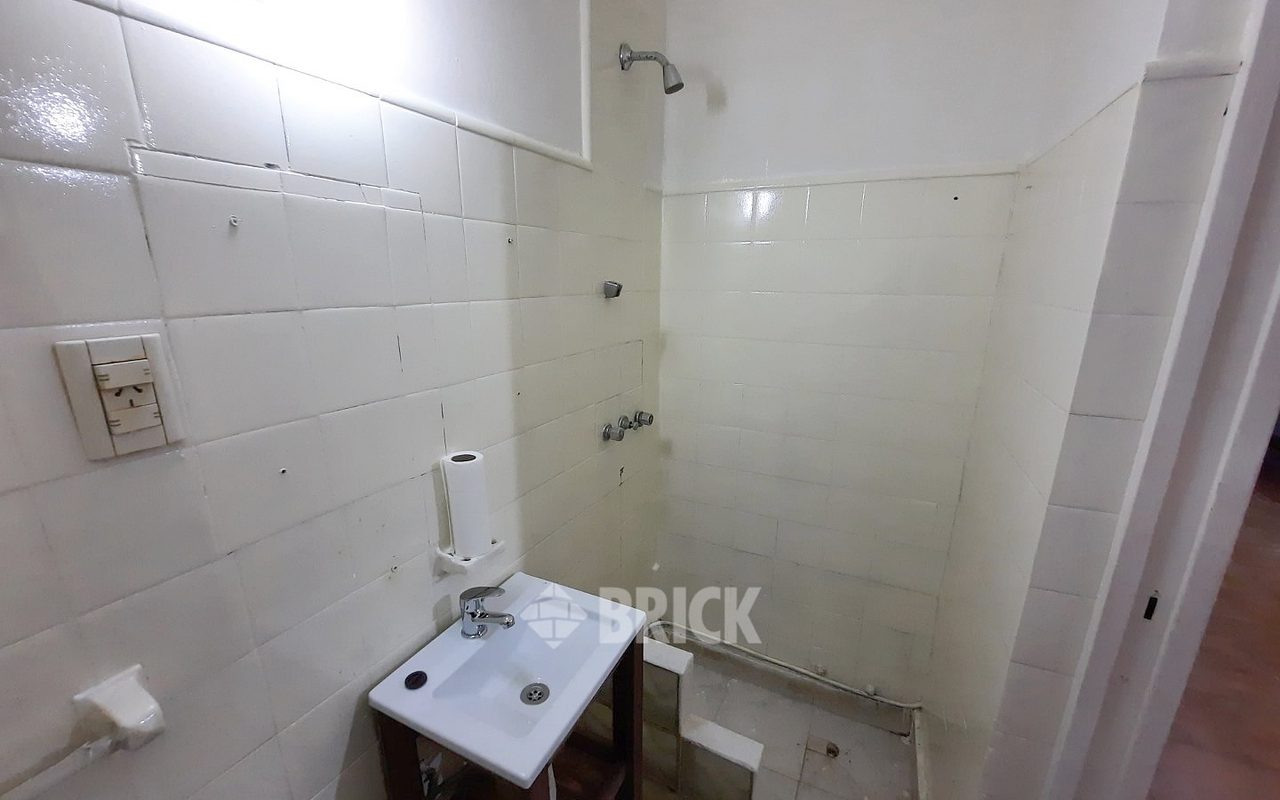 DONADO al 2200 Piso PB 12