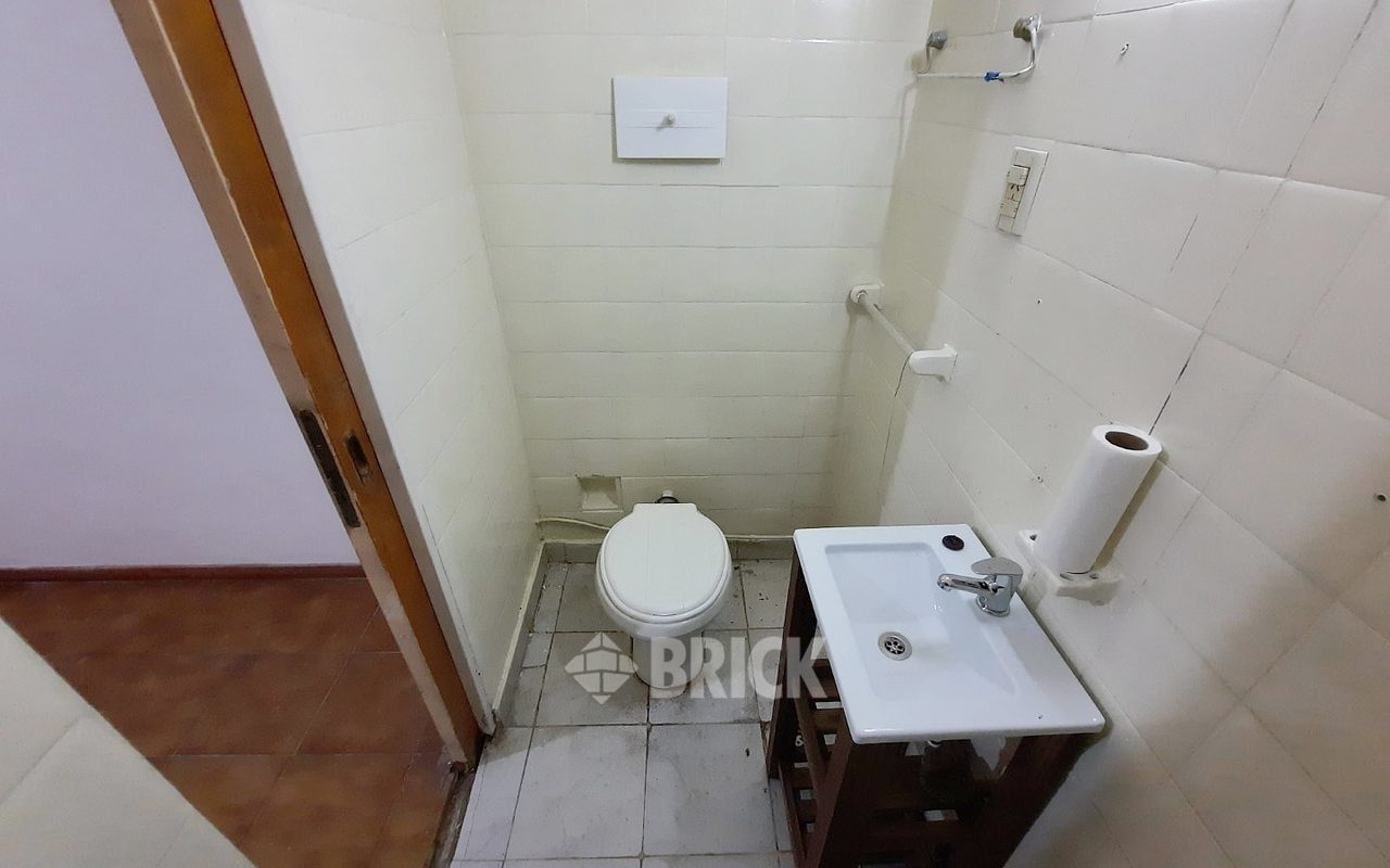 DONADO al 2200 Piso PB 13