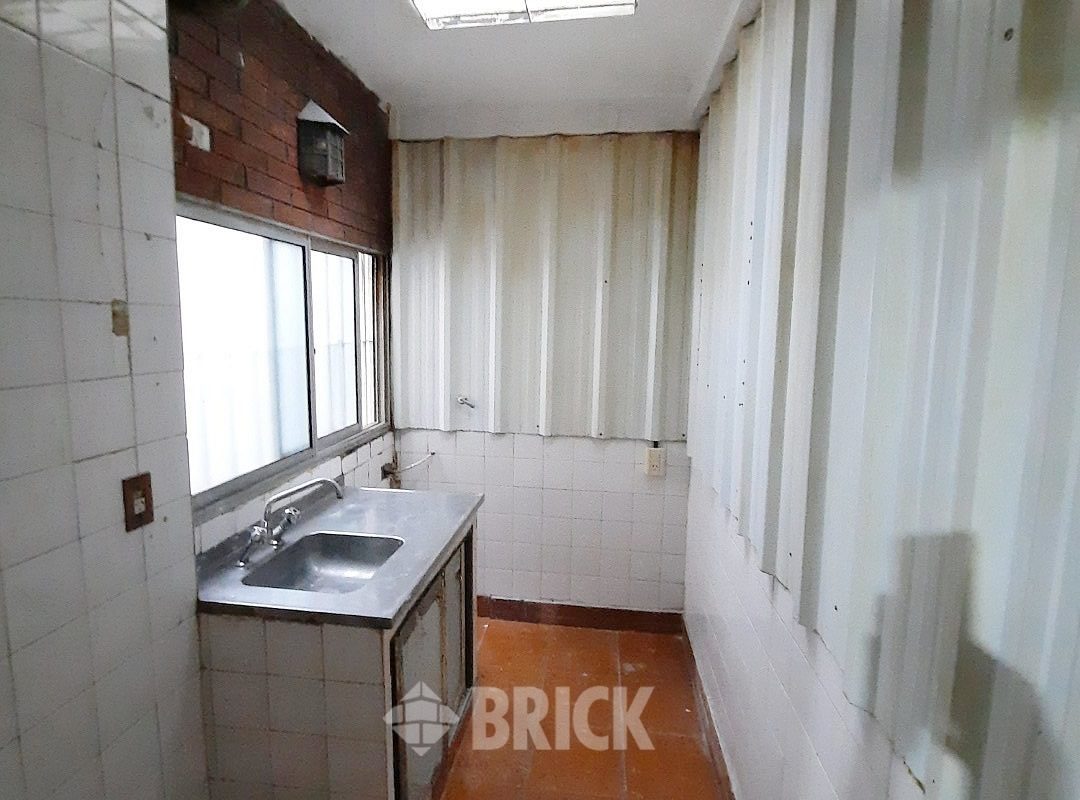 DONADO al 2200 Piso PB 14