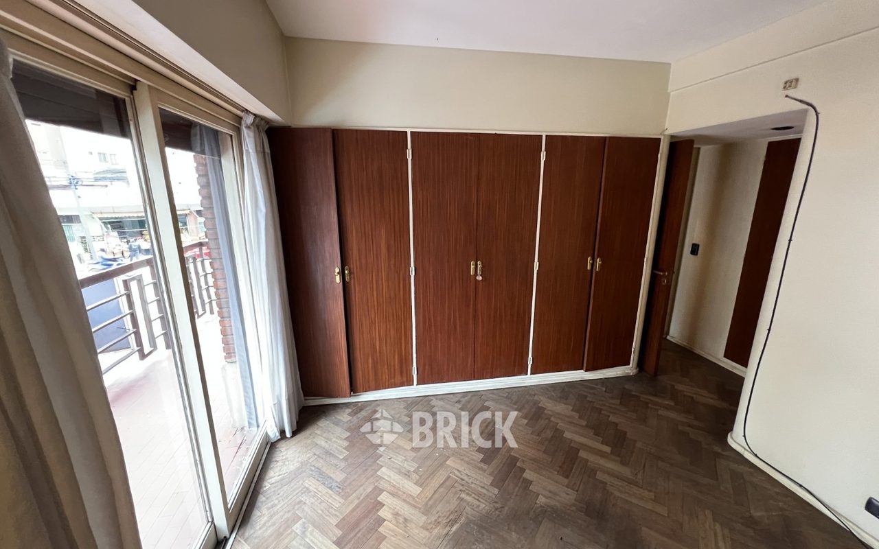 ZABALA al 1500 Piso 1 18