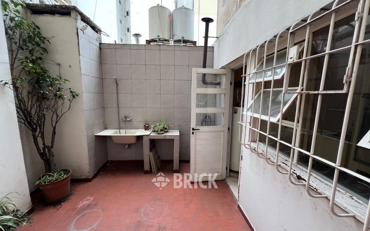 ZABALA al 1500 Piso 1 26