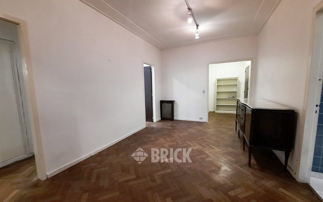 SANCHEZ DE BUSTAMANTE al 1900 Piso 1 5