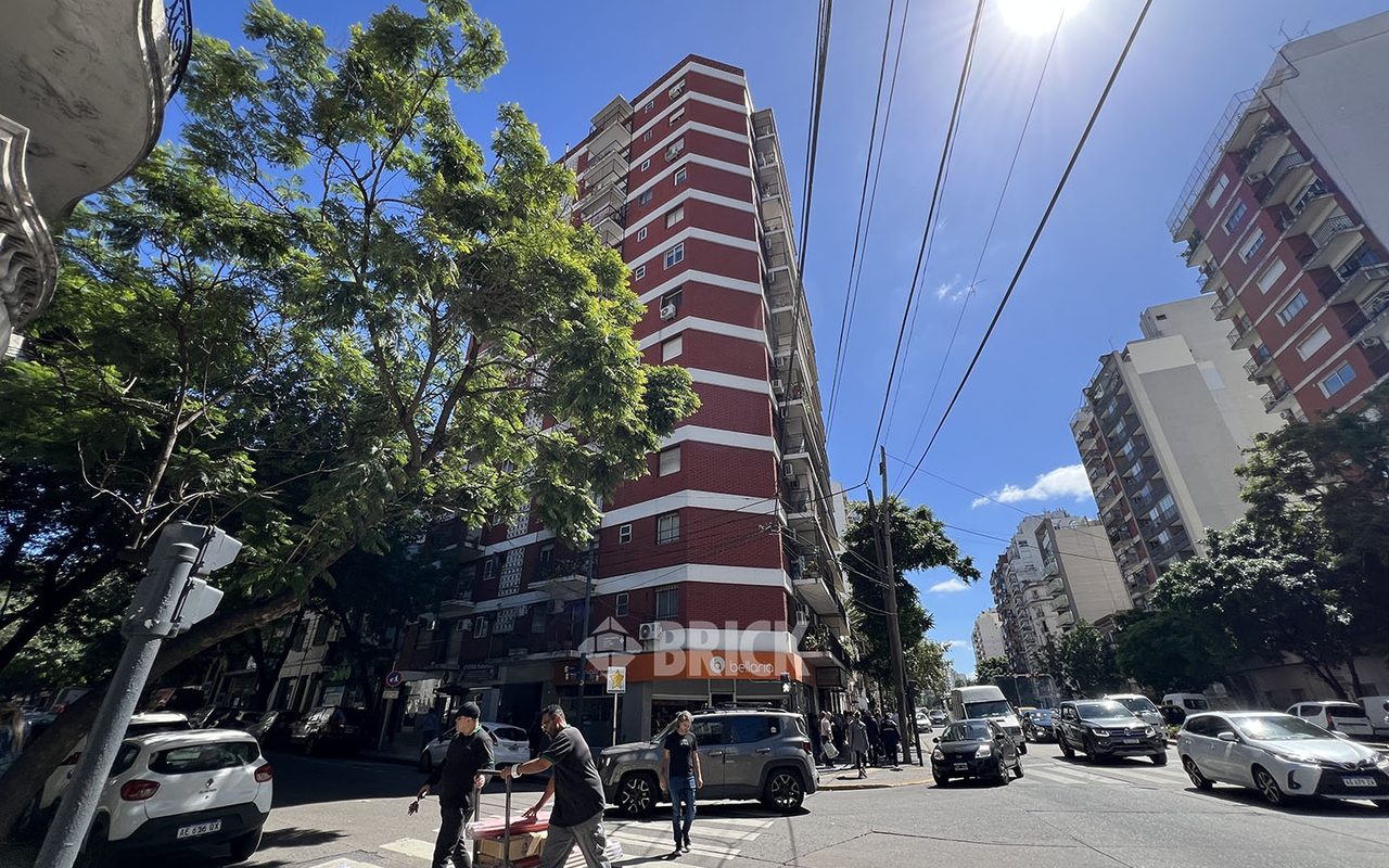 CARRANZA, ANGEL JUSTINIANO al 2400 Piso 2 11