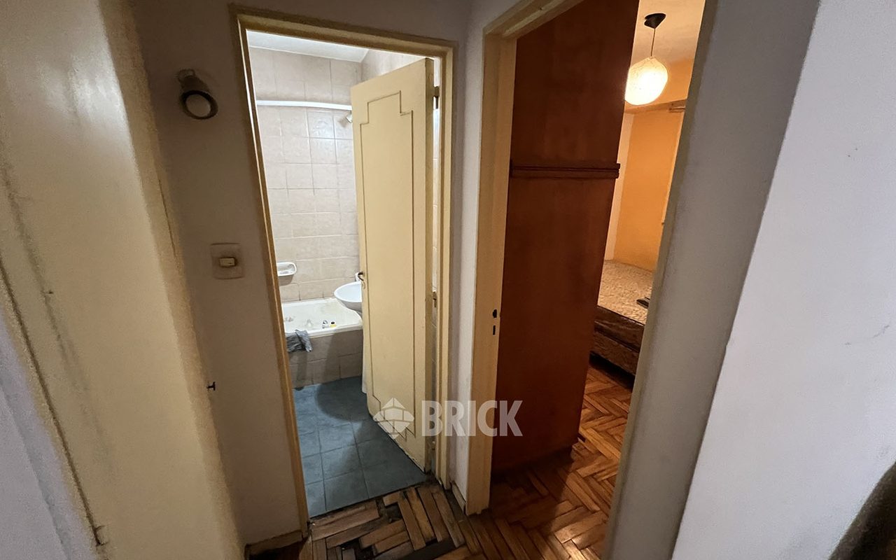 CARRANZA, ANGEL JUSTINIANO al 2400 Piso 2 6