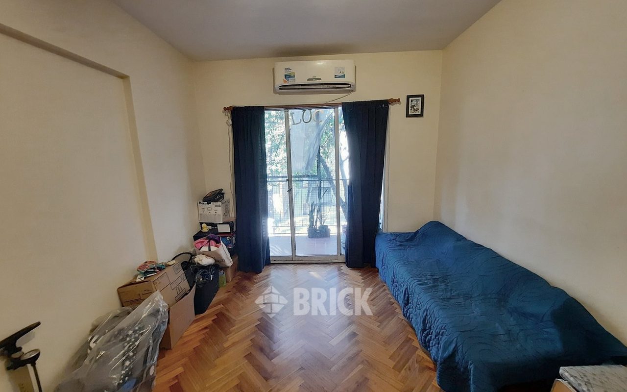 PICHINCHA al 100 Piso 1 1