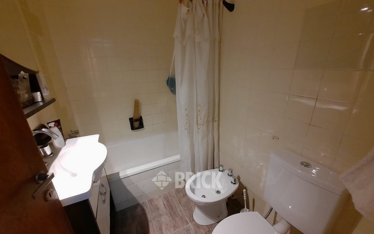 PICHINCHA al 100 Piso 1 11