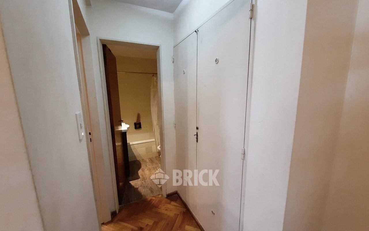 PICHINCHA al 100 Piso 1 7