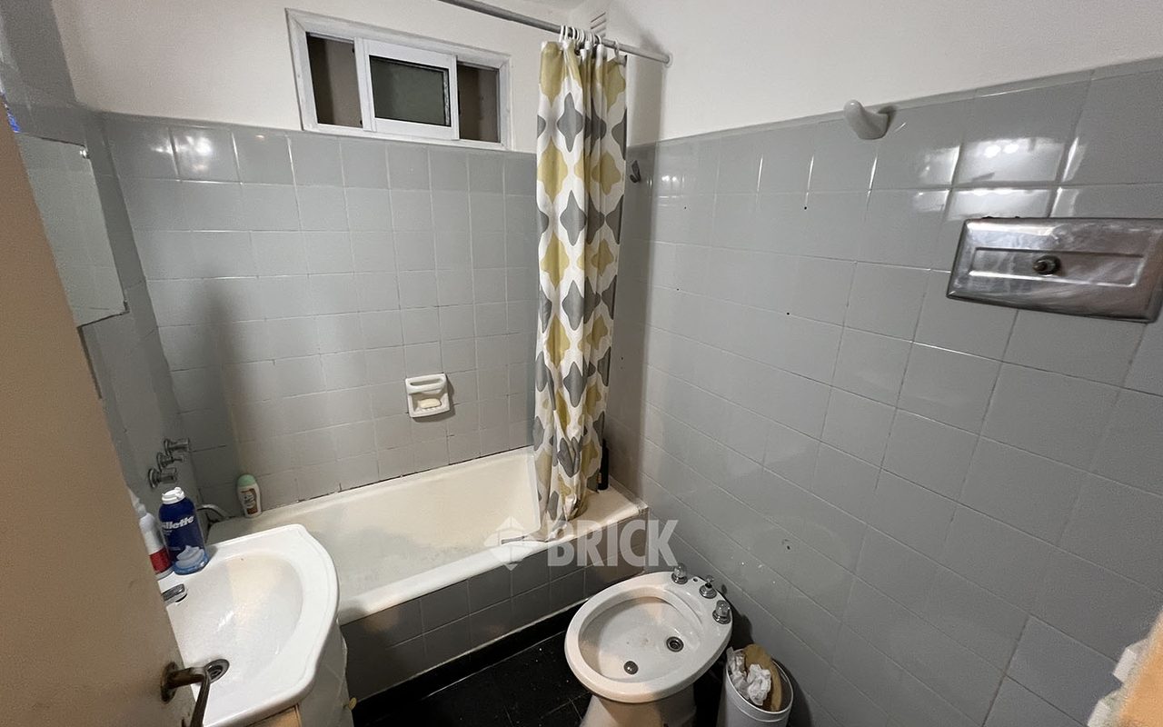 PRINGLES al 400 Piso 3 8