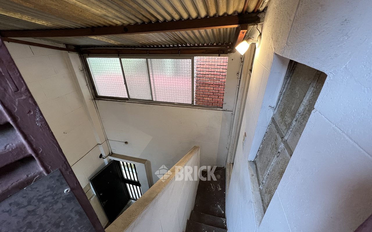 TRELLES, MANUEL al 2400 Piso PB 5