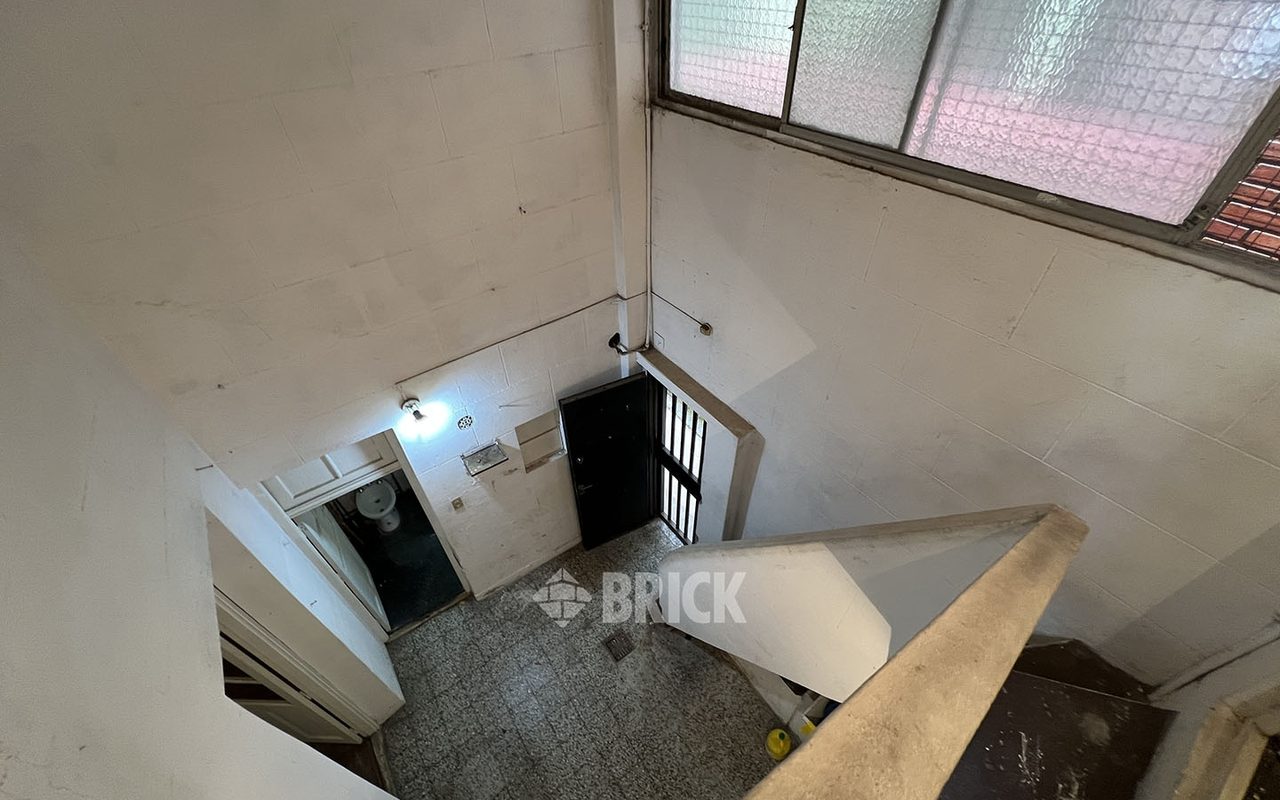 TRELLES, MANUEL al 2400 Piso PB 6