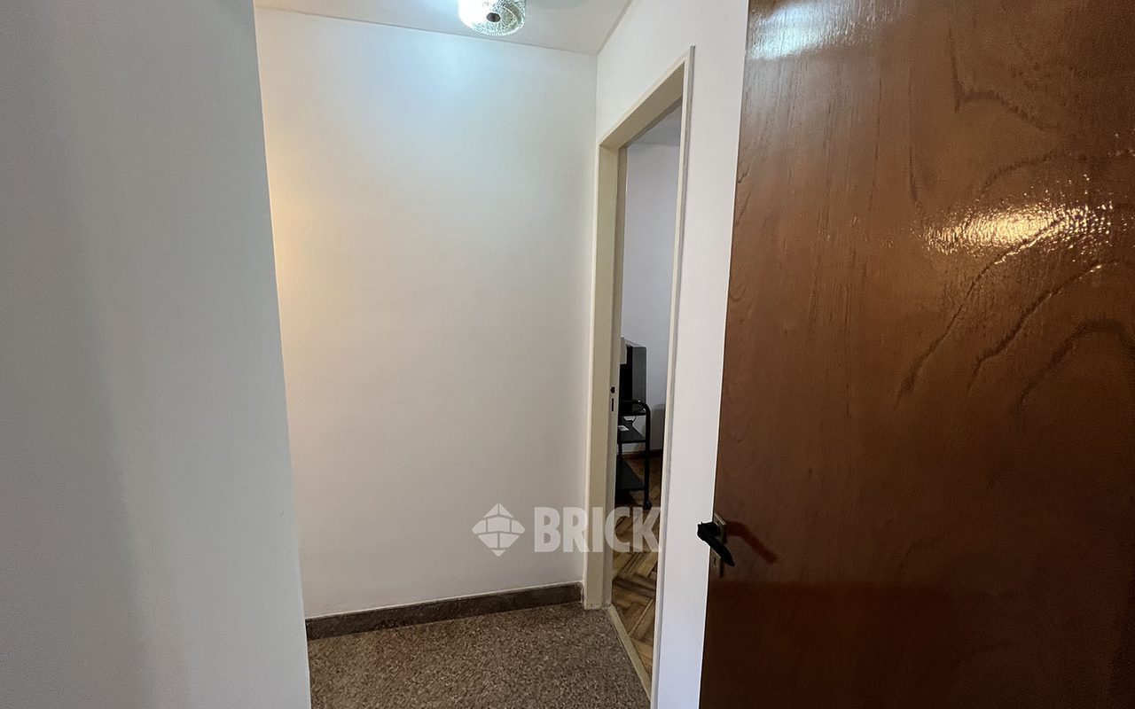 SAN JUAN, AV. al 1400 Piso PB 4