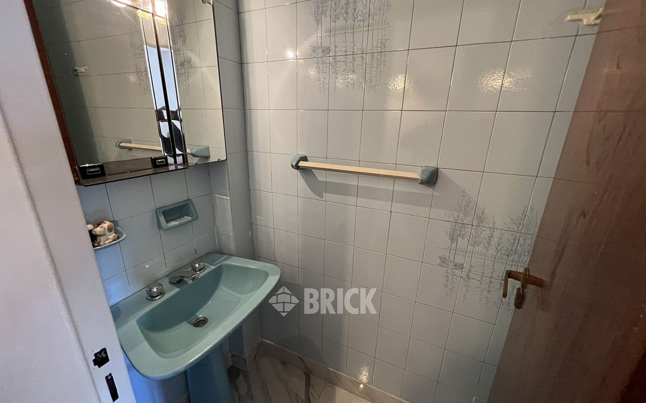 SAN JUAN, AV. al 1400 Piso PB 8