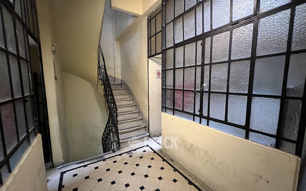 ALEM, LEANDRO N., AV. al 500 8