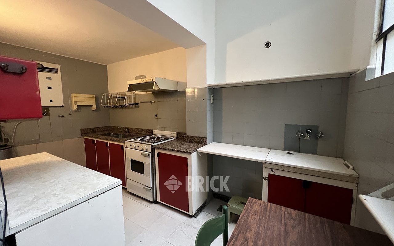 MITRE, BARTOLOME al 2600 Piso 1 16