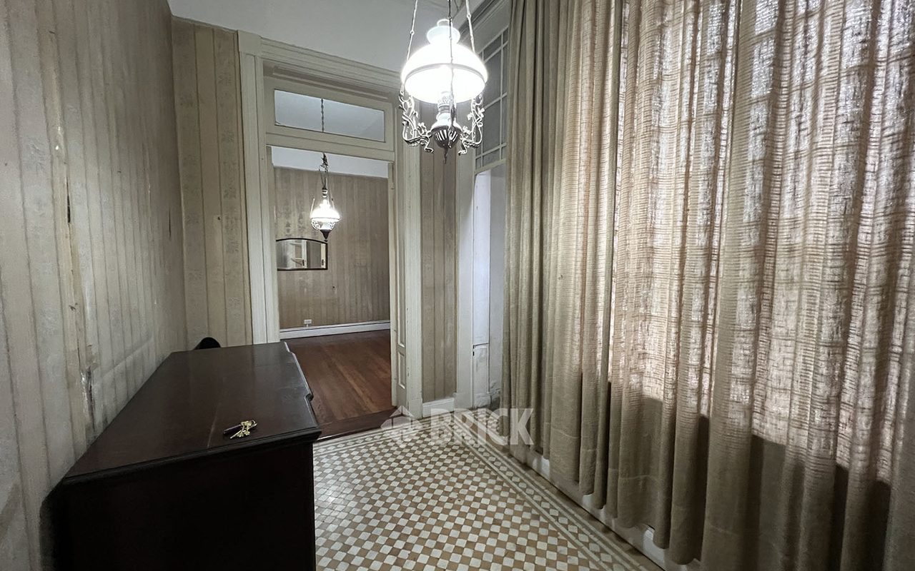 MITRE, BARTOLOME al 2600 Piso 1 3