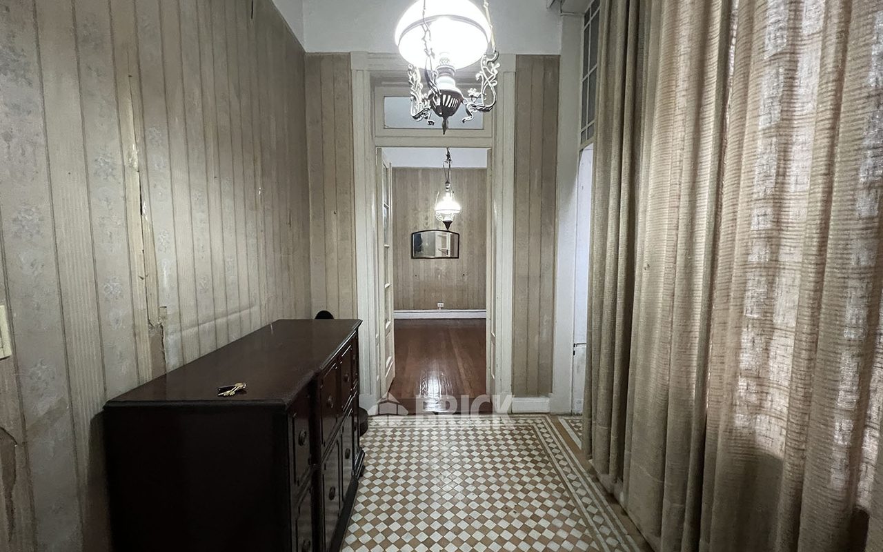 MITRE, BARTOLOME al 2600 Piso 1 4