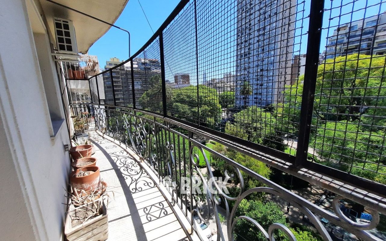 SALGUERO, JERONIMO al 2500 Piso 7 10