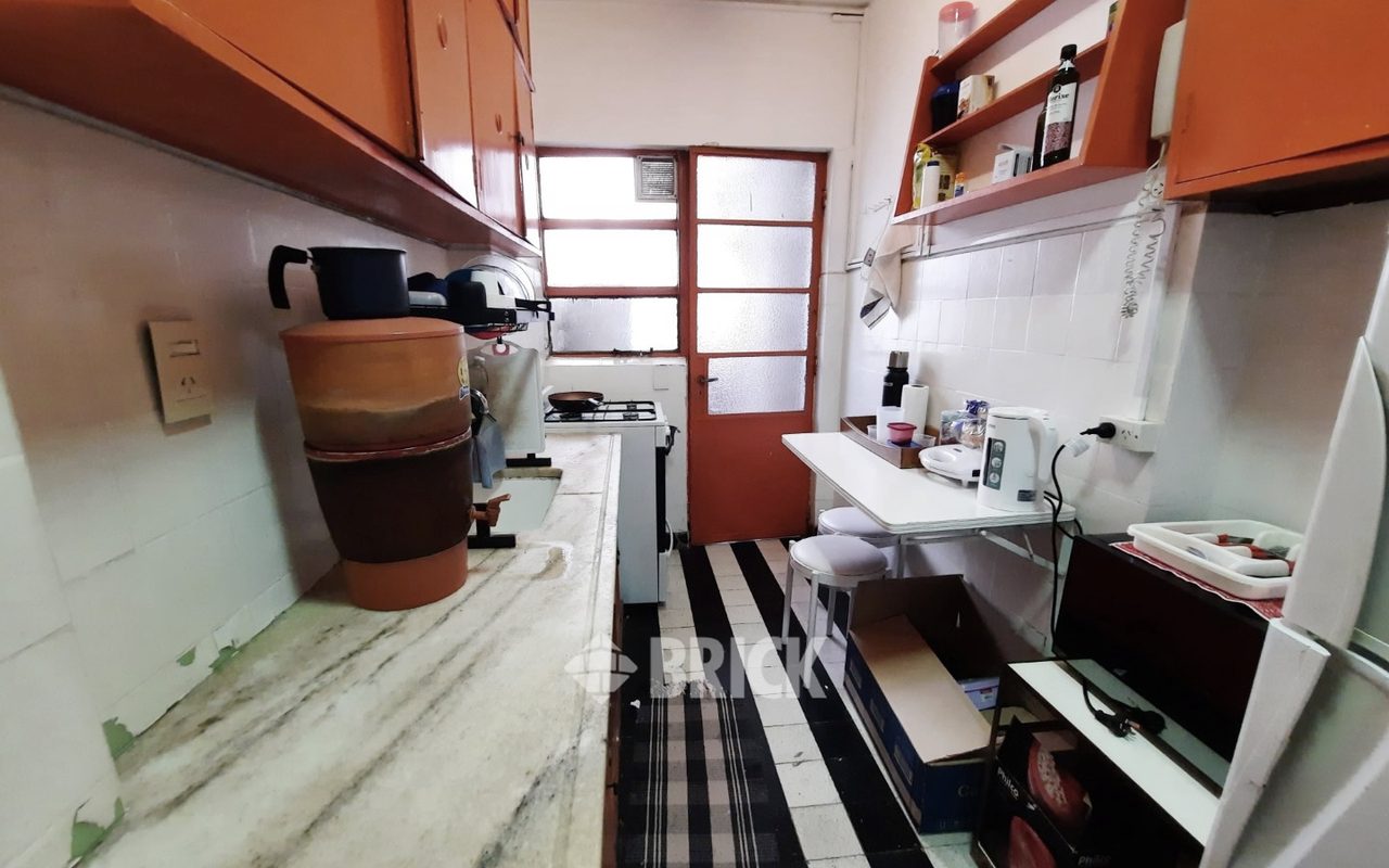 SALGUERO, JERONIMO al 2500 Piso 7 23