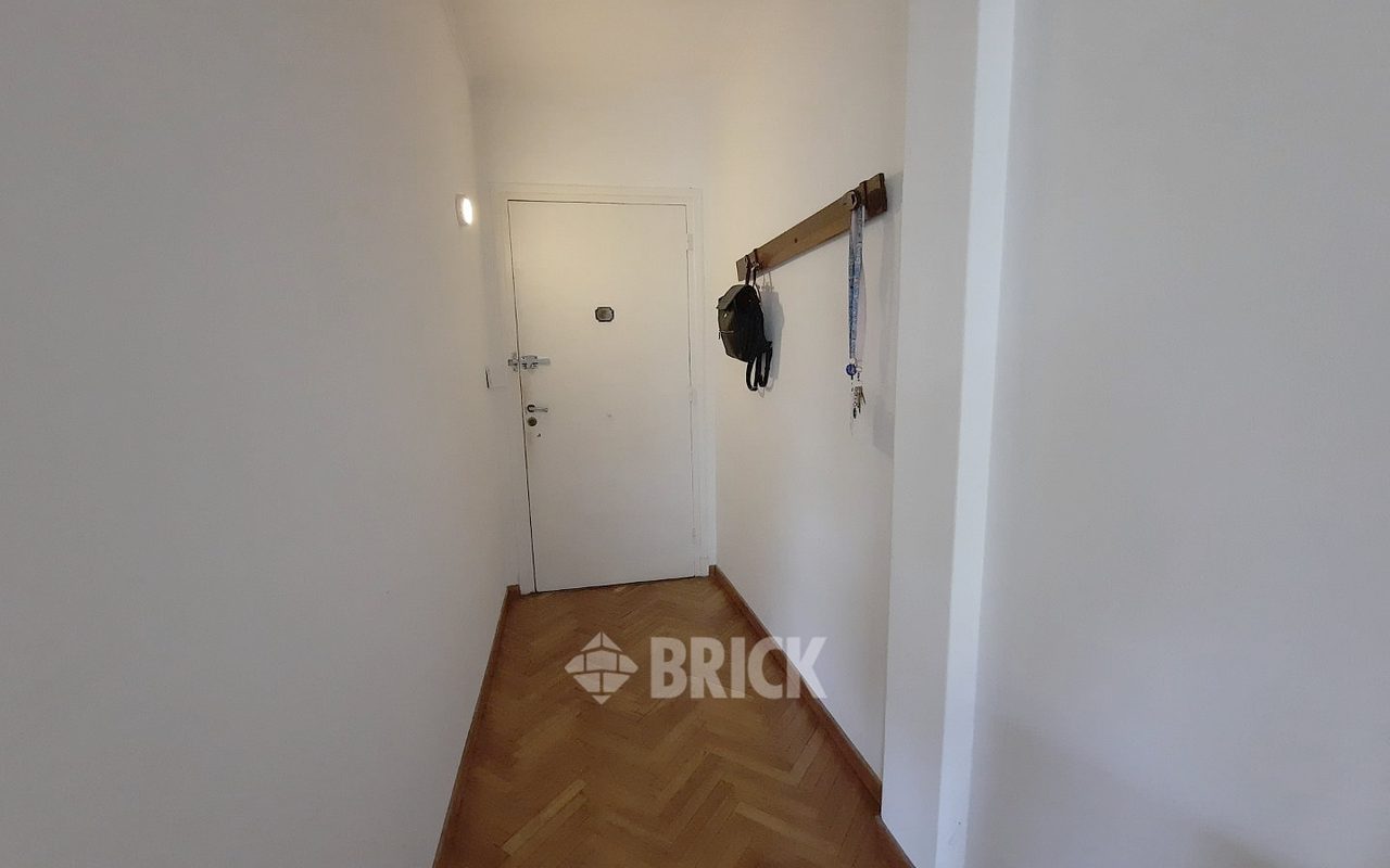 SALGUERO, JERONIMO al 2500 Piso 7 31