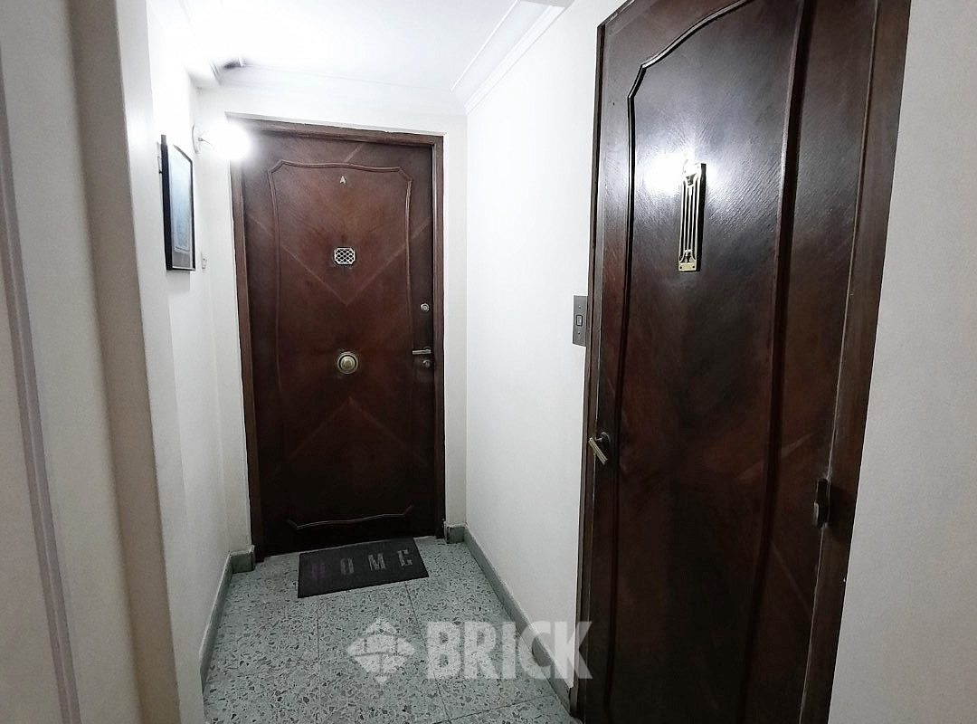 SALGUERO, JERONIMO al 2500 Piso 7 32