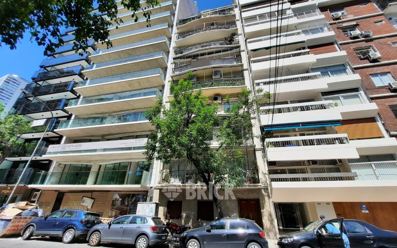 SALGUERO, JERONIMO al 2500 Piso 7 33