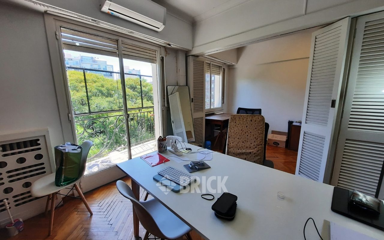 SALGUERO, JERONIMO al 2500 Piso 7 4