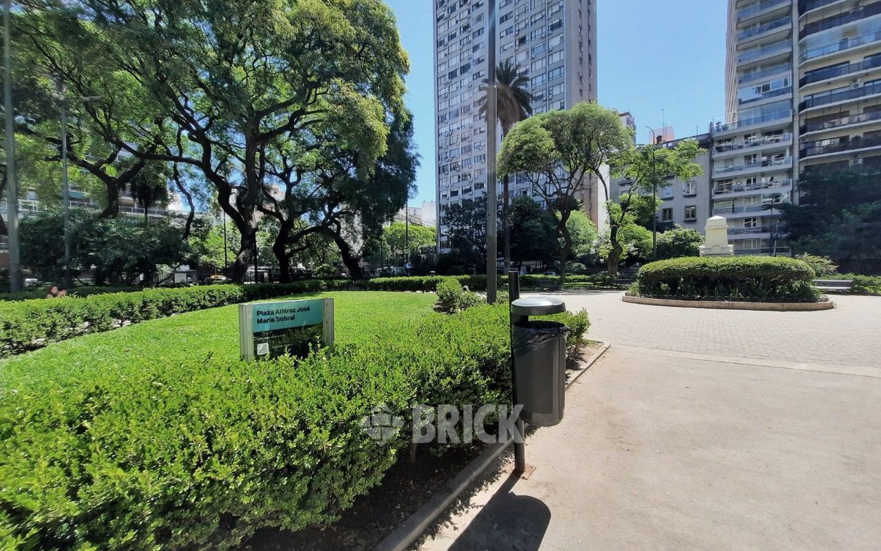 SALGUERO, JERONIMO al 2500 Piso 7 40