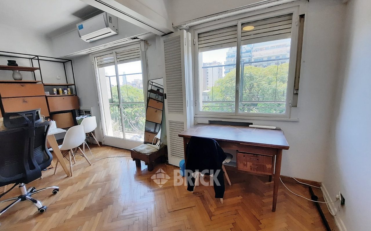 SALGUERO, JERONIMO al 2500 Piso 7 5