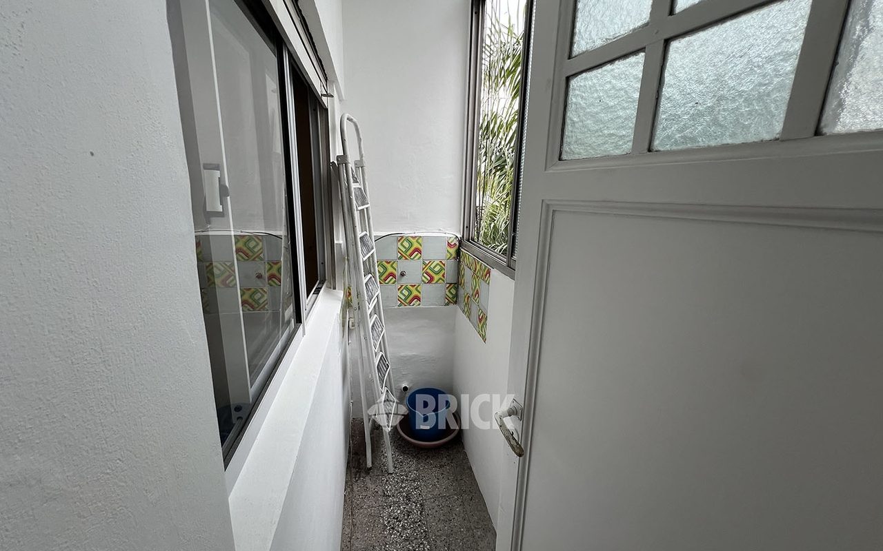 ALVAREZ, DONATO, T. GRAL. al 500 Piso 2 3