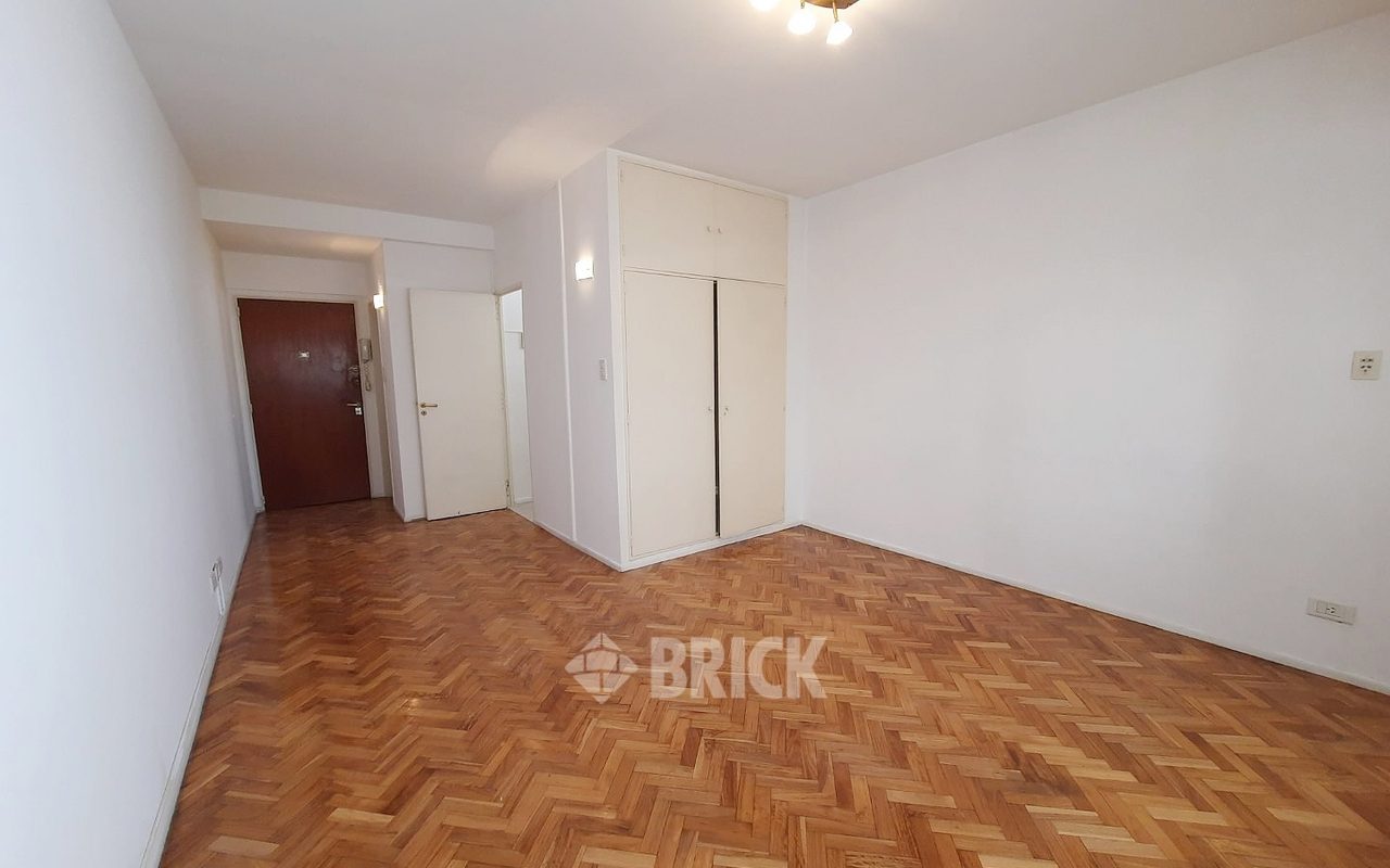 SANTA FE, AV. al 3300 Piso 11 4