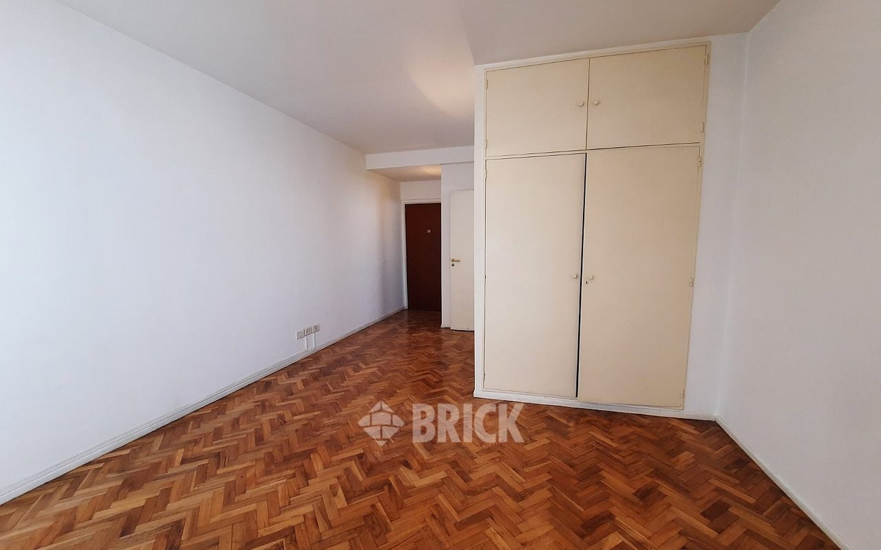 SANTA FE, AV. al 3300 Piso 11 5