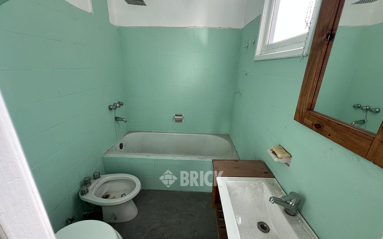 SAN JUAN, AV. al 3800 Piso 1 8