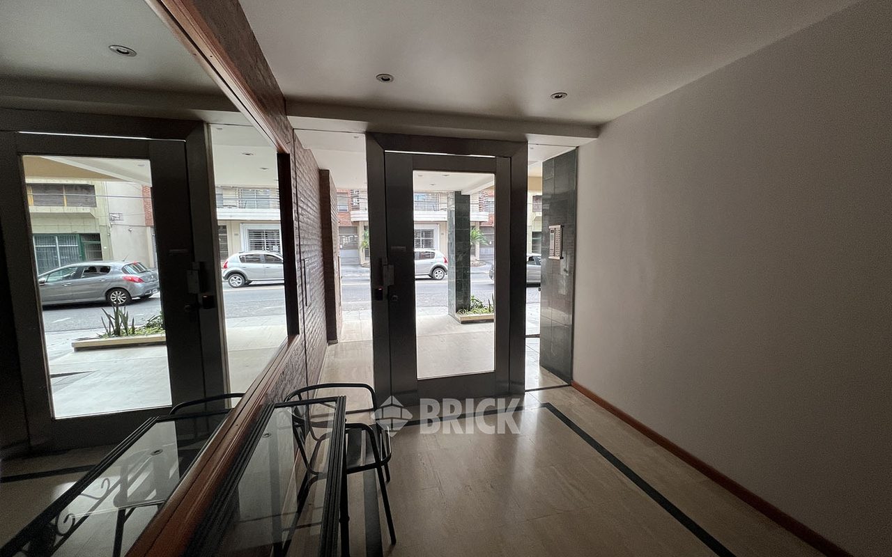 ALVAREZ, DONATO, T. GRAL. al 400 Piso 7 21