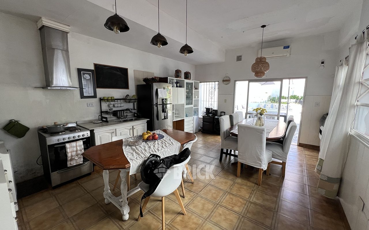 MENDEZ DE ANDES al 1400 7