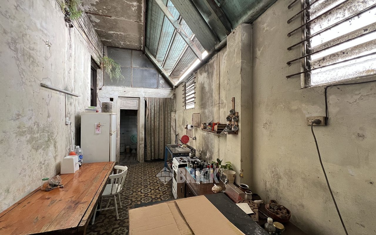 GIRARDOT al 100 Piso PB 7