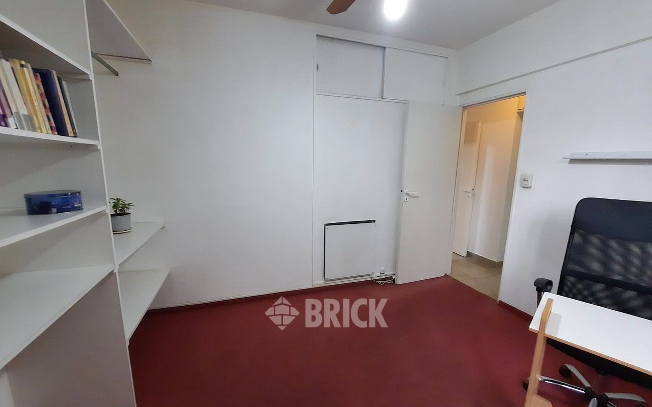 CORONEL DIAZ, AV. al 1500 Piso 5 18