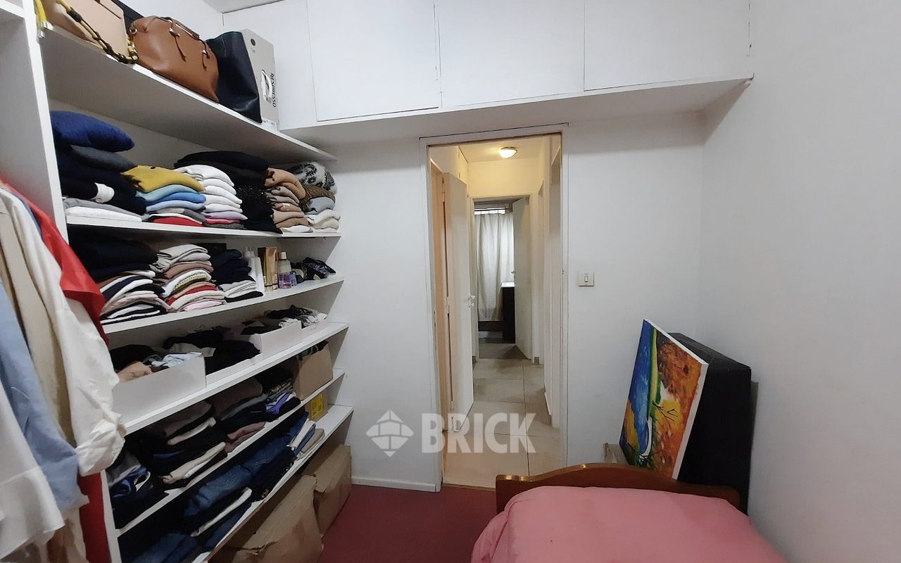 CORONEL DIAZ, AV. al 1500 Piso 5 21