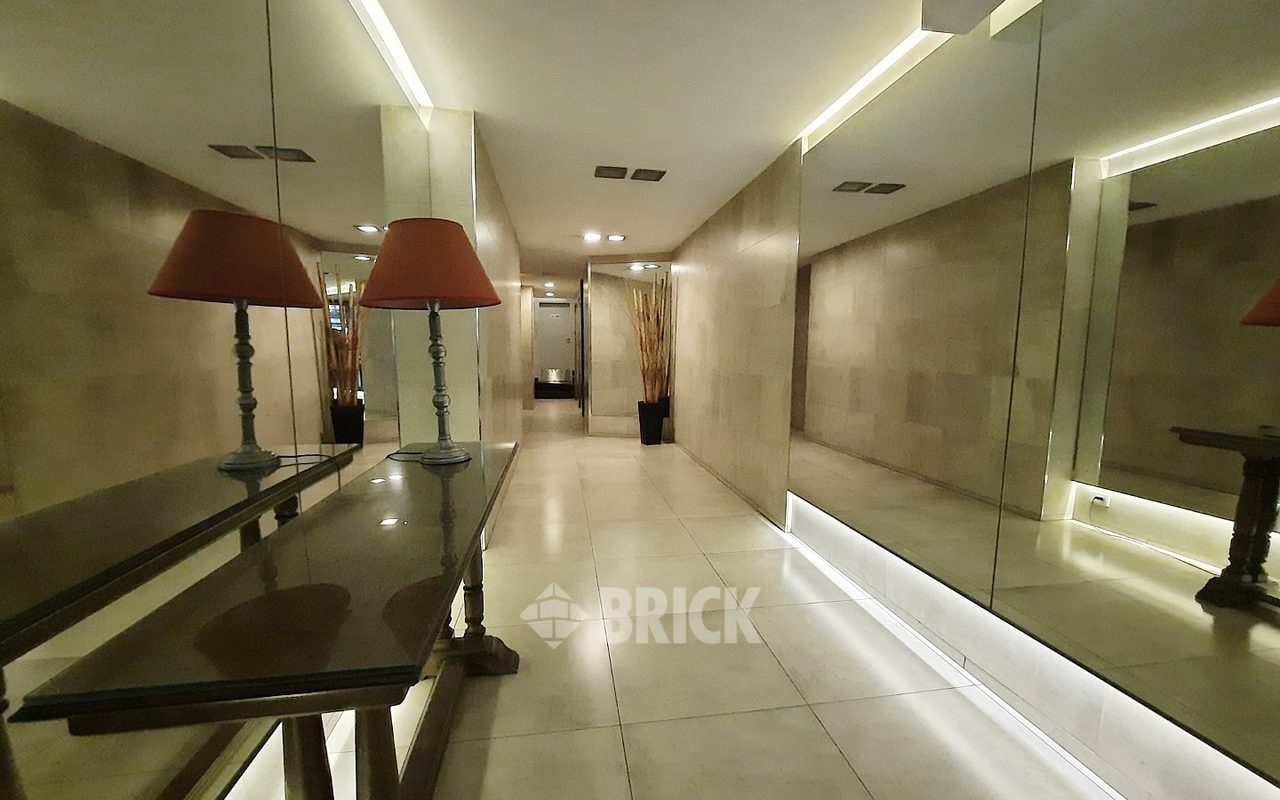 CORONEL DIAZ, AV. al 1500 Piso 5 28