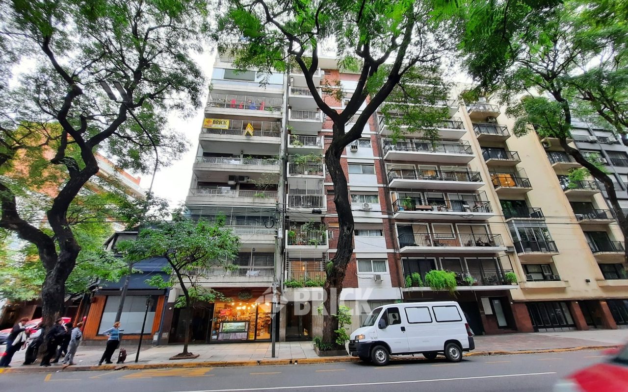 CORONEL DIAZ, AV. al 1500 Piso 5 30