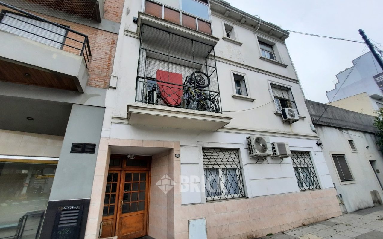 TRIUNVIRATO, AV. al 3000 Piso 2 21