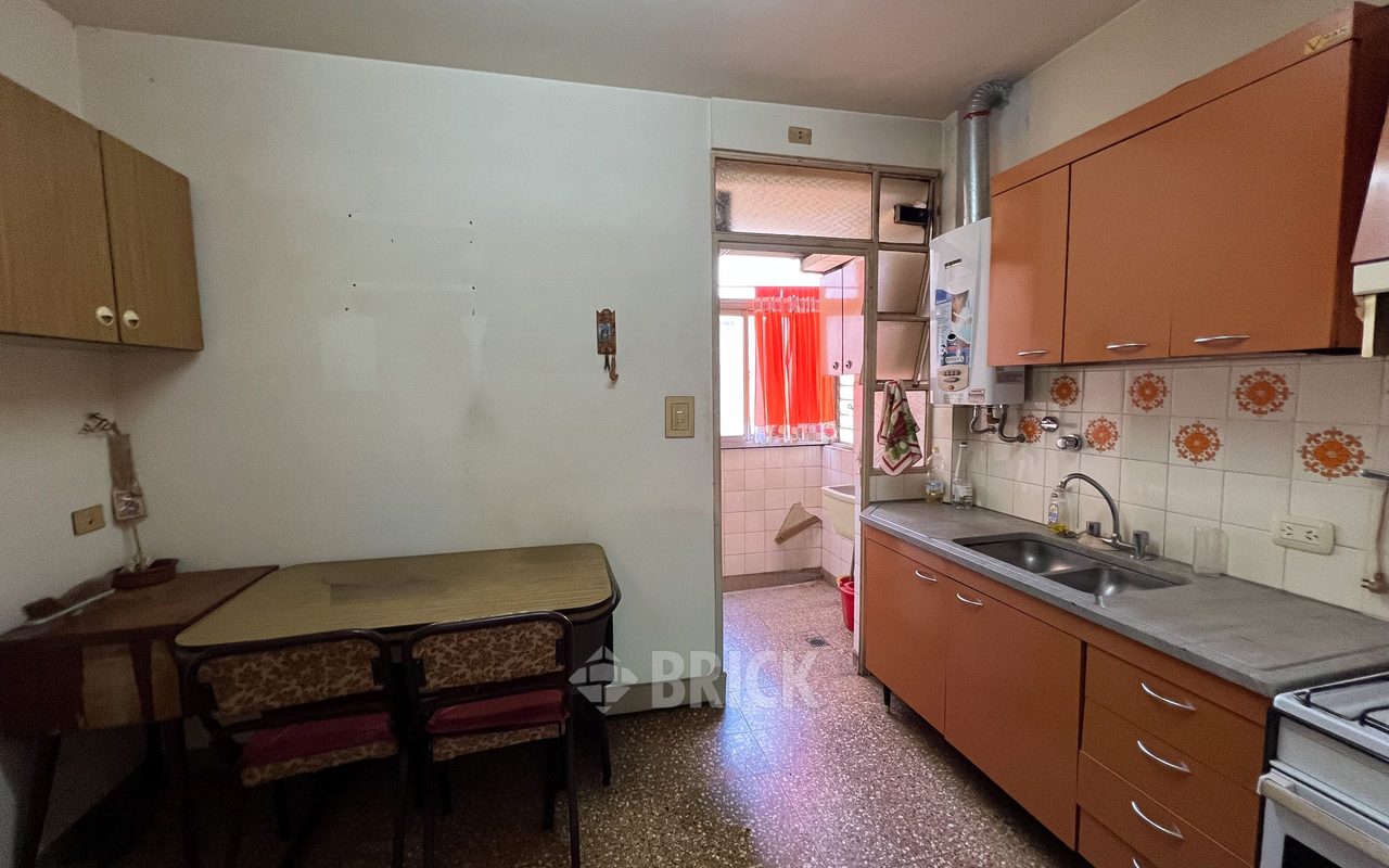 ACOSTA, MARIANO al 800 Piso 2 14