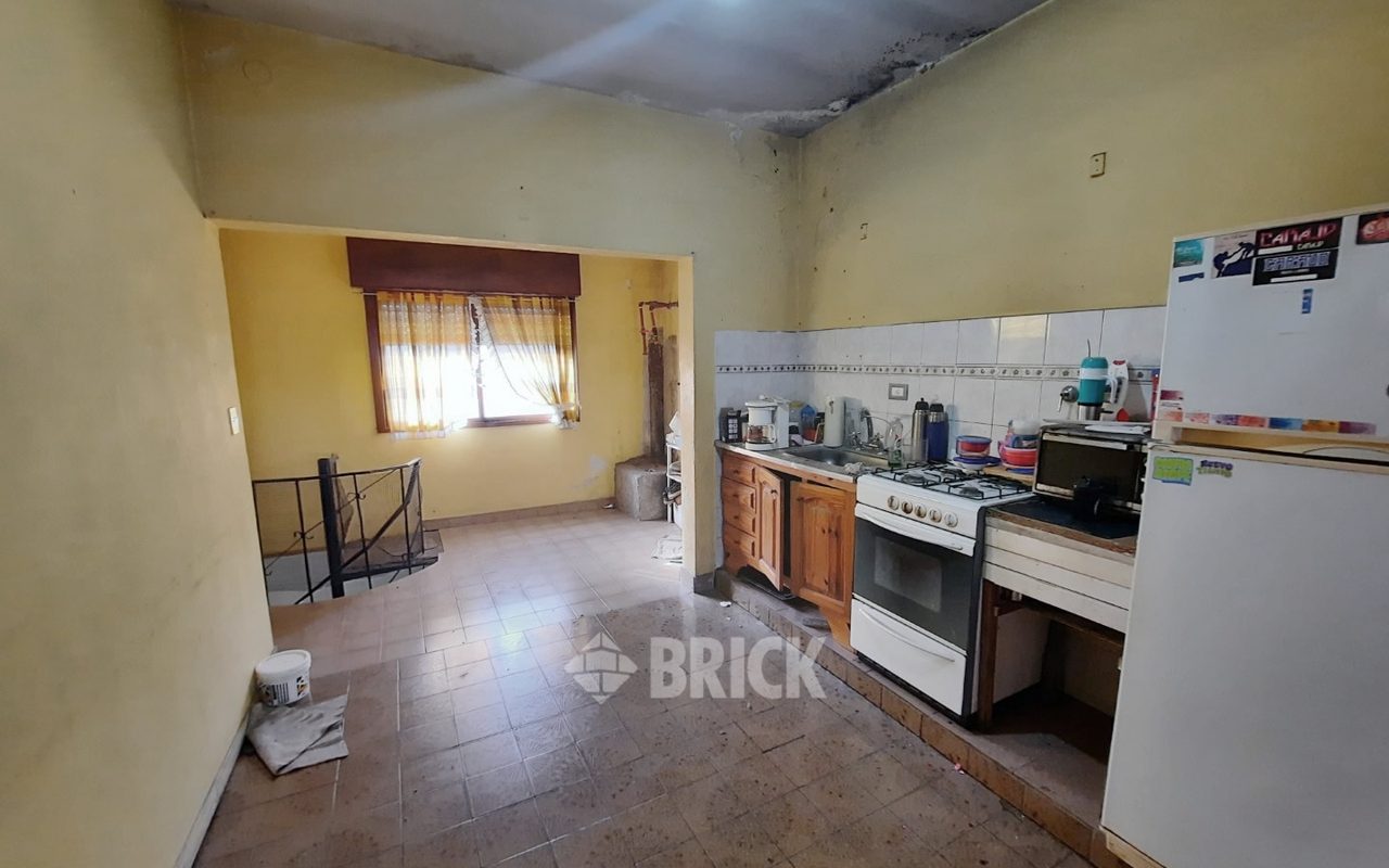 LAMADRID, AV. al 1600 31